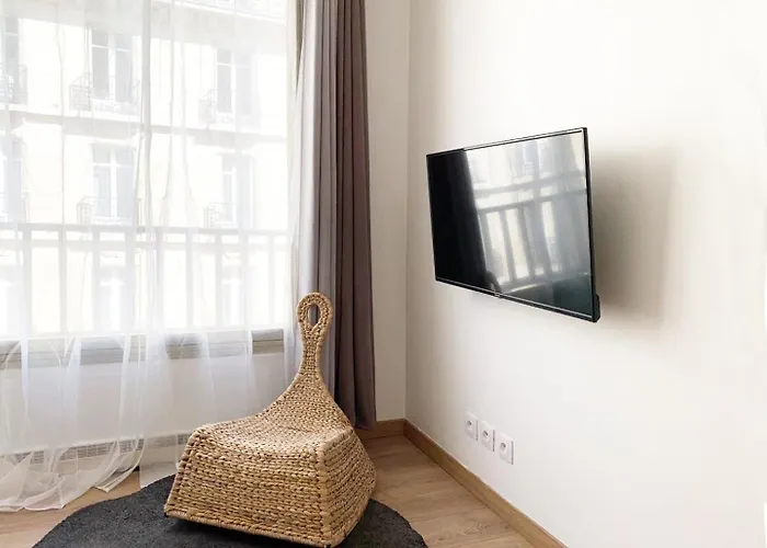 Nearby Arc Triomphe Champe Elysee 파리