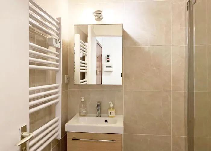 Appartement Nearby Arc Triomphe Champe Elysee Parijs